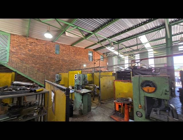 500M² WAREHOUSE TO LET IN SEBENZA